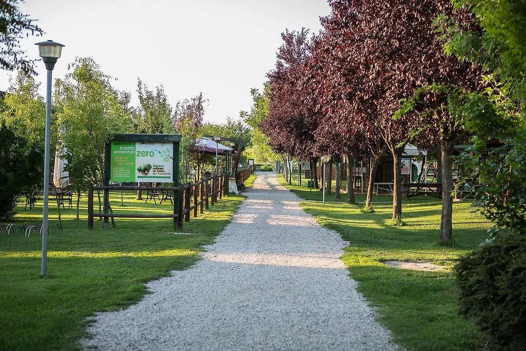 Agriturismo Tre Rondini Legnago 0*,